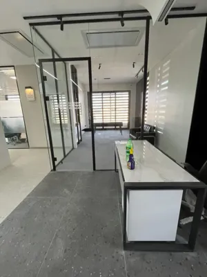 بنا و بازسازی ساختمان شیک