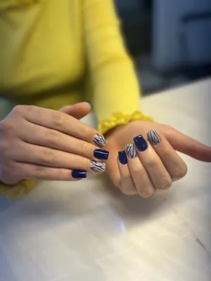 بهترین ناخن کار در بروجرد
