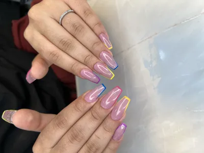 بهترین ناخن کار در بروجرد
