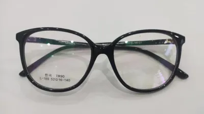 خرید عینک طبی در شیراز