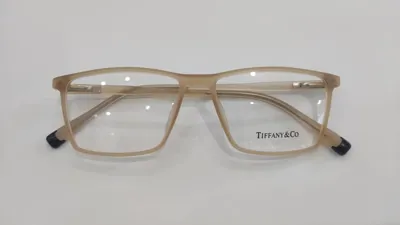 خرید عینک طبی در شیراز