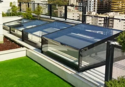 سقف متحرک شیشه ای