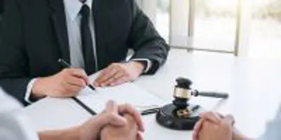 وکیل حقوقی در اصفهان 