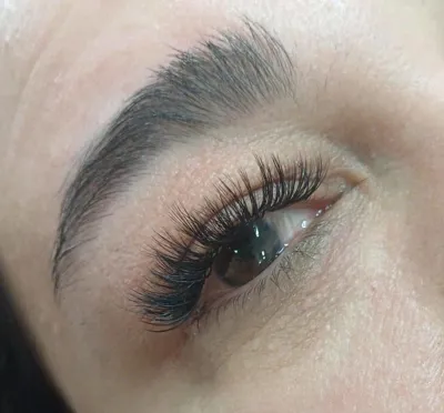 اکستنشن مژه در مشیریه