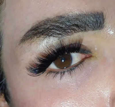 کاشت مژه در تهران