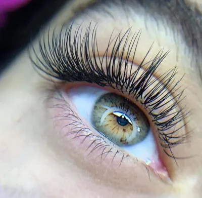 اکستنشن مژه کلاسیک در مشیریه