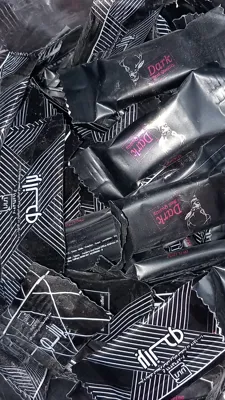 شکلات اصفهان