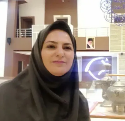 زهره نوربخش 