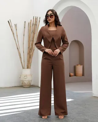 کت و شلوار&nbsp; زنانه در انقلاب