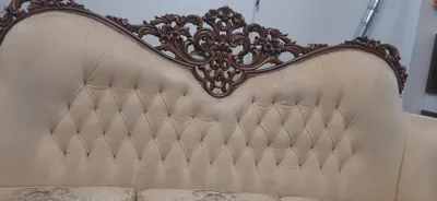 لکه ورودهای سیاه مبل شسته نشده