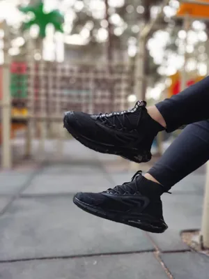 کفش فروشی در میبد