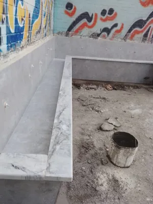 کاشی کاری و سرامیک‌ کاری با قیمت مناسب در مدارس