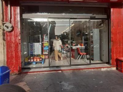 نصب و تعمیرات شیشه اتومات در پیروزی