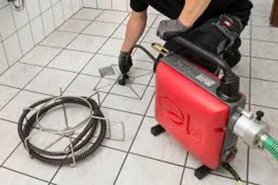 فنر زنی چاه فاضلاب در اصفهان