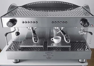 تعمیر اسپرسوساز صنعتی برند بیزرا