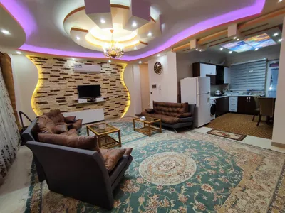 نمای سالن و آشپزخانه