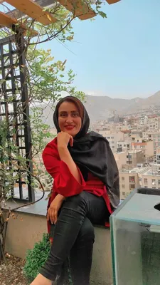 بهناز آقاجانی