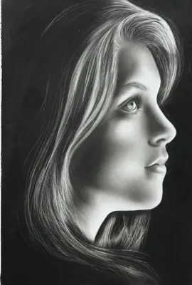 نیم رخ دختر ابعاد A3 قیمت ۲.۷۹۰.۰۰۰