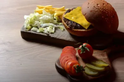 فست فود ایرانا