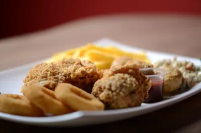 فست فود ایرانا