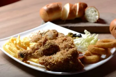 کنتاکی و مرغ سوخاری در اصفهان