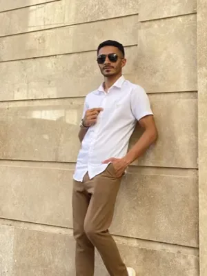 امیر حسین هنرپیشه