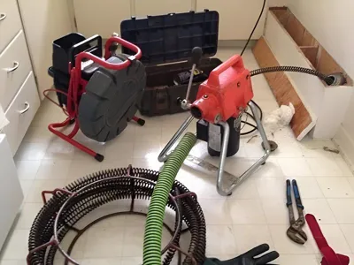 برای رفع گرفتگی لوله فاضلاب در پردیس با شماره 09198308036تماس بگیرید&nbsp;
