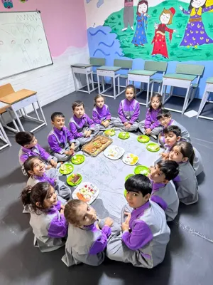 روز جهانی جذاب تخم مرغ مهدکودک مبینا