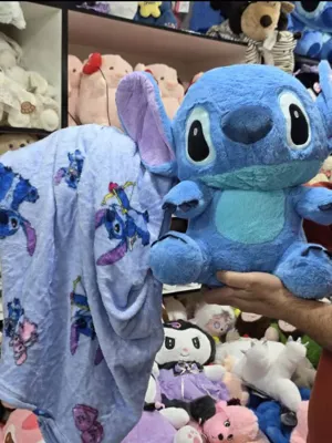 عروسک کارتنی 