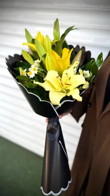 دسته گل لیلیوم&nbsp;