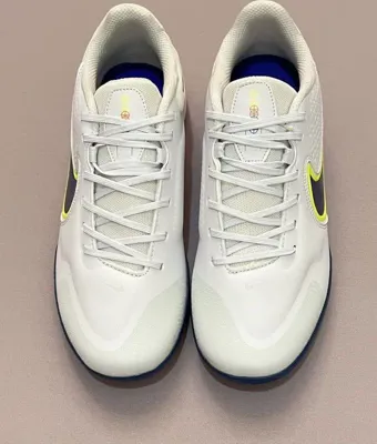 کفش نایک تمپو لجند 9 های کپی درجه 1  زیره ژله ای با چسبندگی عالی  سبک و نرم با استایل حرفه ای  پا خور فوق العاده NIKE TIEMPO REACT LEGEMD قیمت                                           2600ت