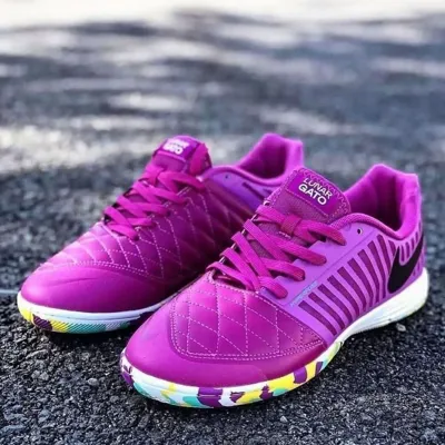 کفش فوتسال لونار گتو.  های کپی 
قیمت                            2700ت
