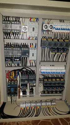 برق کار پردیس