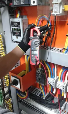 برق کار پردیس