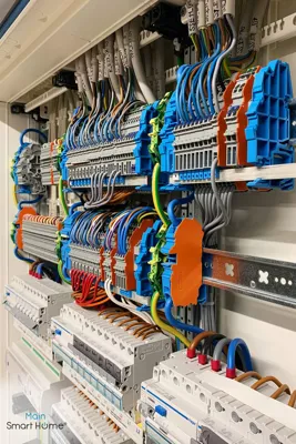 برق کار پردیس