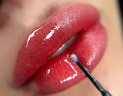 بهترین مرکز آرایش دائم در شیراز