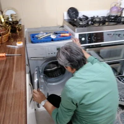 تعمیرکار متخصص گلبهار