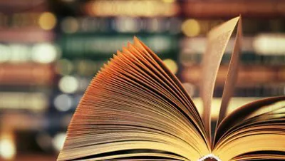 خریدار کتاب در تهران