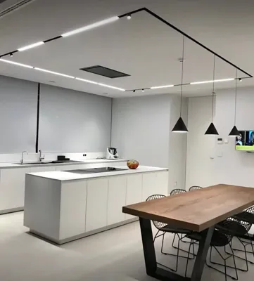 پروفیل لاین نوری در اصفهان