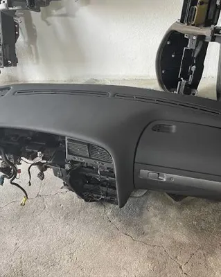 تعمیر داشبورد توسان09123995359