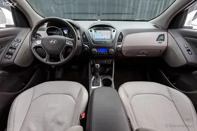 تعمیر داشبورد توسان09123995359