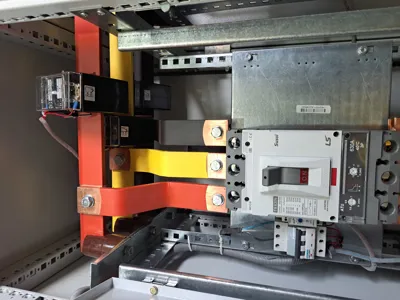 شرکت فنی و مهندسی الکتروآراد