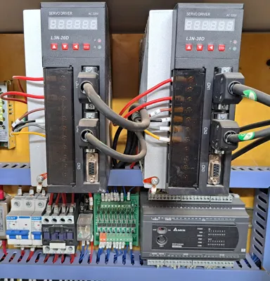 شرکت فنی و مهندسی الکتروآراد