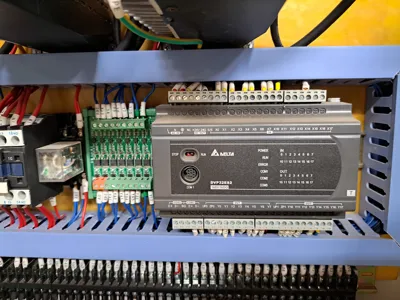 شرکت فنی و مهندسی الکتروآراد