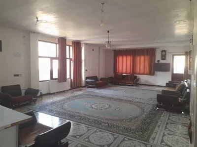 اقامتگاه بومگردی هلن شهرکرد