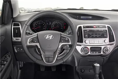 تعمیر تخصصی داشبورد هیوندای i20