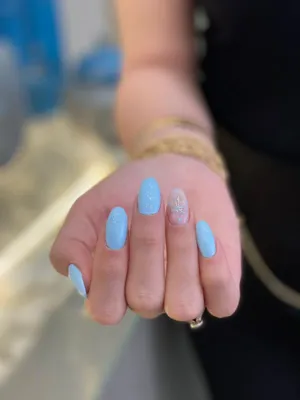 خدمات تخصصی ناخن و مو