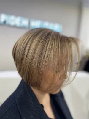 خدمات تخصصی ناخن و مو