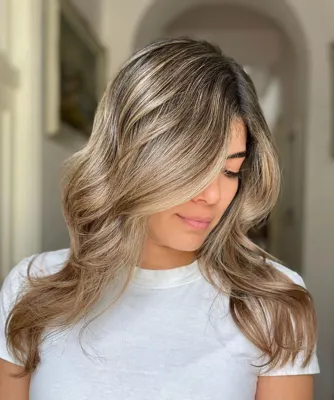 خدمات تخصصی ناخن و مو