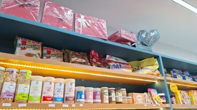 &nbsp;بهترین آجیل و خشکبار&nbsp; &nbsp; &nbsp; درترافل جویبار&nbsp; &nbsp;